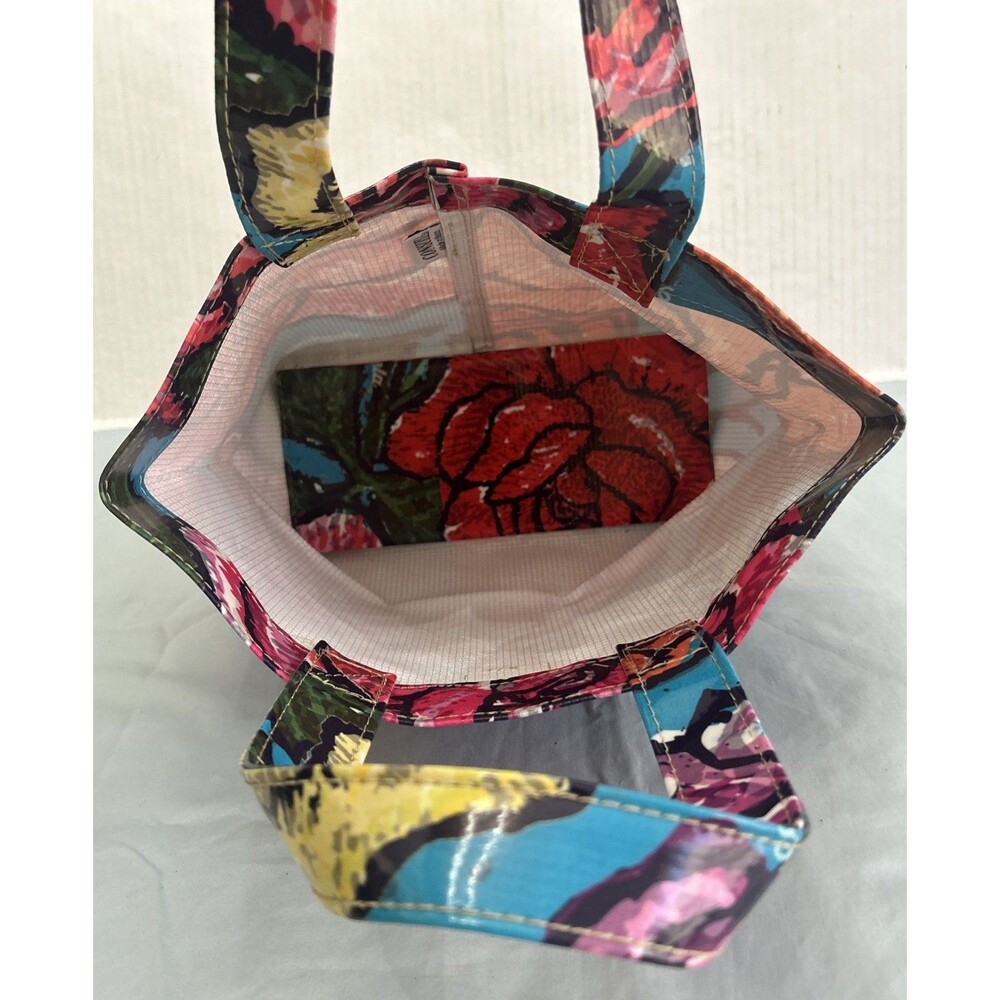 Consuela Grab N Go Mini Bag Big Rose Pattern - Picture 7 of 10